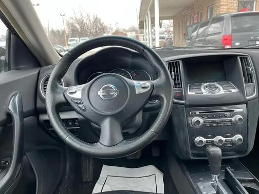2012 Nissan Maxima SV