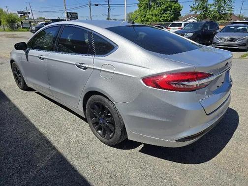 Silver 2017 Ford Fusion SE
