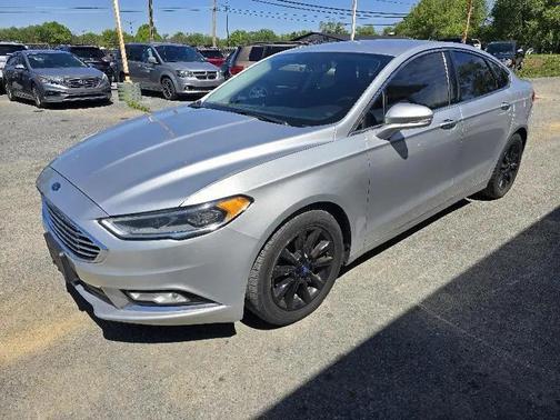 Silver 2017 Ford Fusion SE