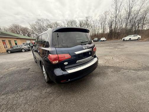 2016 INFINITI QX80 Base