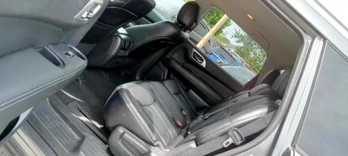 2015 Nissan Pathfinder SL