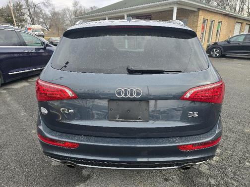 2011 Audi Q5 Premium Plus
