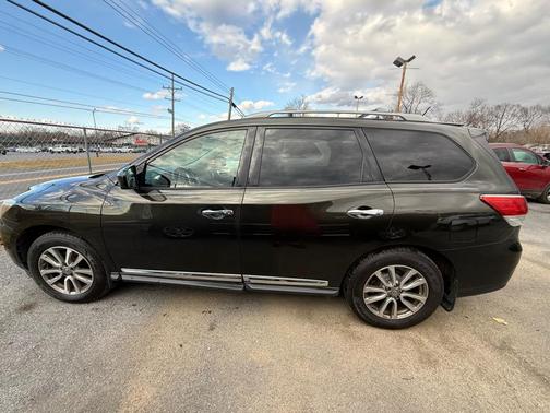 2015 Nissan Pathfinder SL