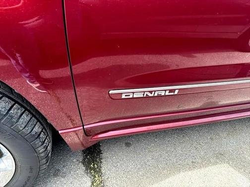 2015 GMC Acadia Denali