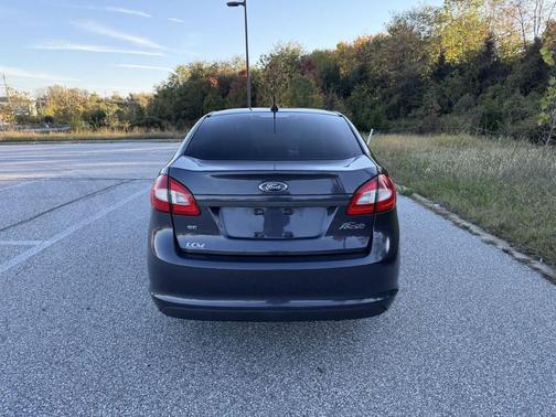2012 Ford Fiesta SE