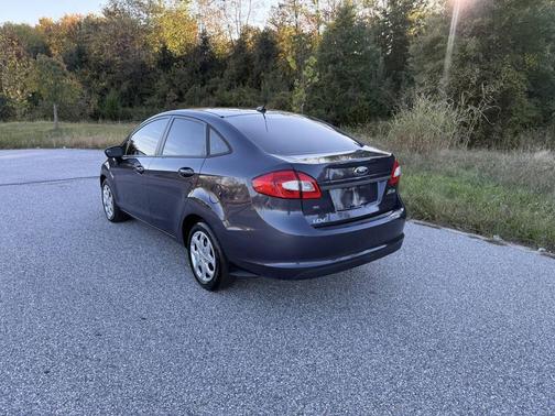 2012 Ford Fiesta SE
