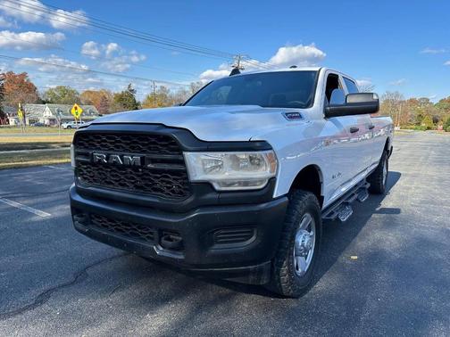 2021 RAM 2500 Tradesman Crew Cab 4x4 8' Box