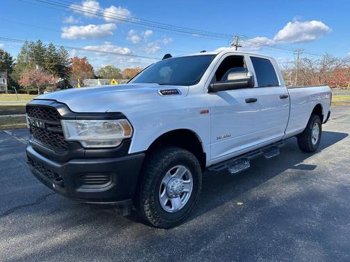 2021 RAM 2500 Tradesman Crew Cab 4x4 8' Box
