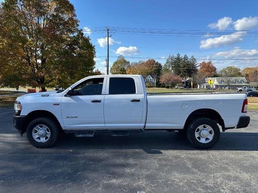 2021 RAM 2500 Tradesman Crew Cab 4x4 8' Box