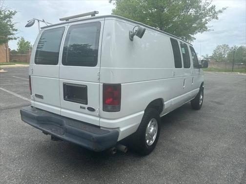 2013 Ford E350 Super Duty Cargo
