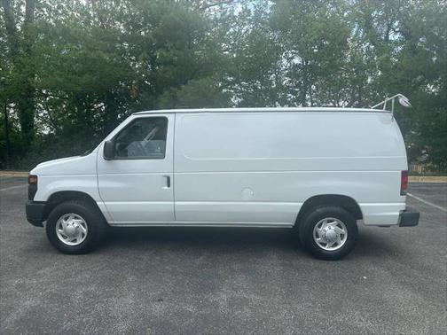 2013 Ford E350 Super Duty Cargo