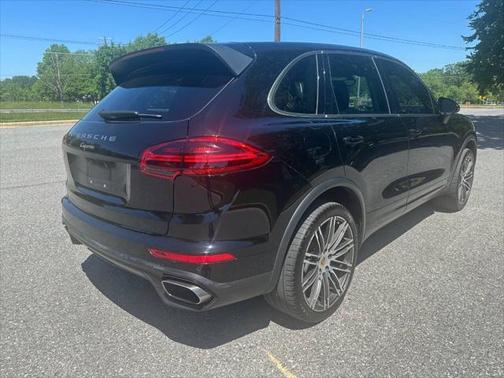 2016 Porsche Cayenne S