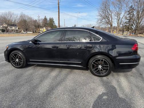 2017 Volkswagen Passat 1.8T SE