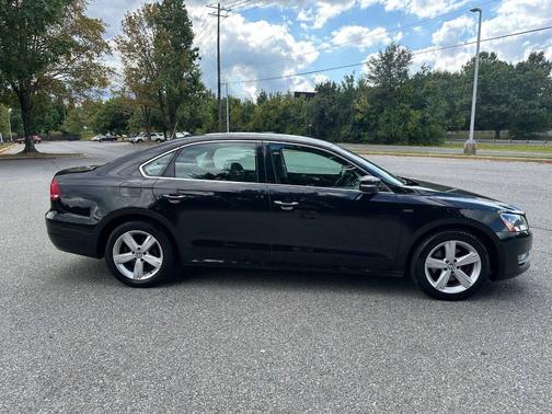 2015 Volkswagen Passat 1.8T Limited Edition