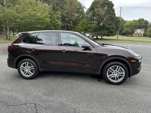 2016 Porsche Cayenne S