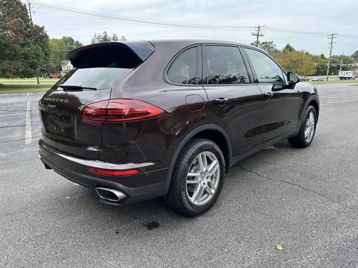 2016 Porsche Cayenne S