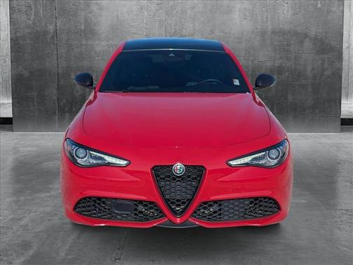 2023 Alfa Romeo Giulia Veloce RWD