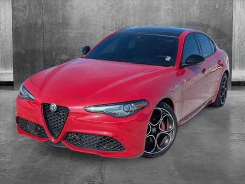 2023 Alfa Romeo Giulia Veloce RWD