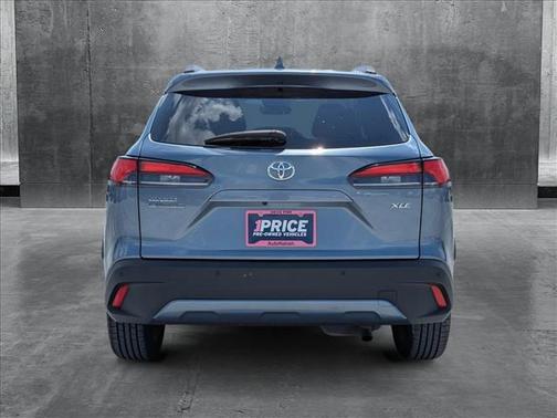 2023 Toyota Corolla Cross XLE