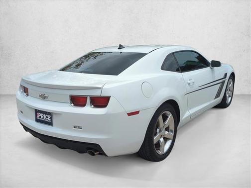 Summit White 2013 Chevrolet Camaro 1LT