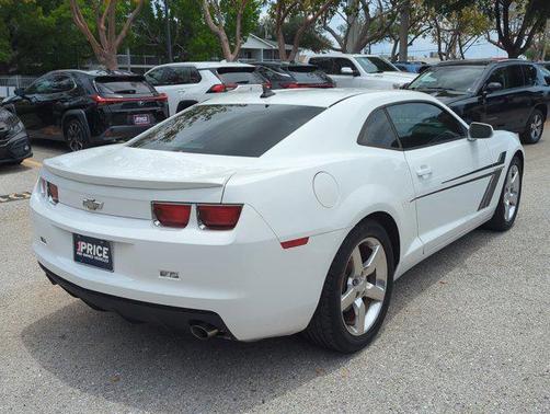Summit White 2013 Chevrolet Camaro 1LT