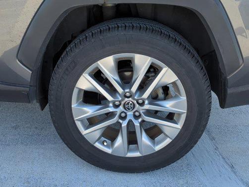 2019 Toyota RAV4 Limited