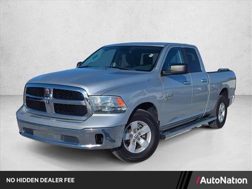 Bright Silver Metallic Clearcoat 2016 RAM 1500 SLT