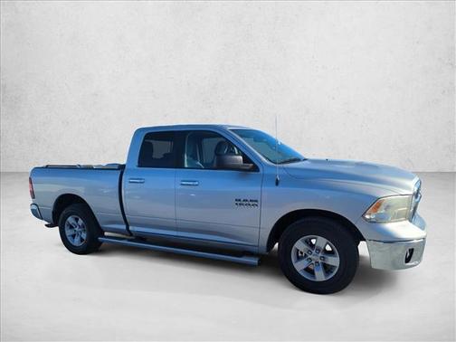 Bright Silver Metallic Clearcoat 2016 RAM 1500 SLT