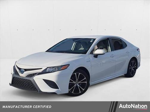 2020 Toyota Camry SE