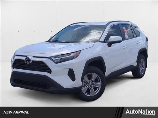2025 Toyota RAV4 Hybrid XLE