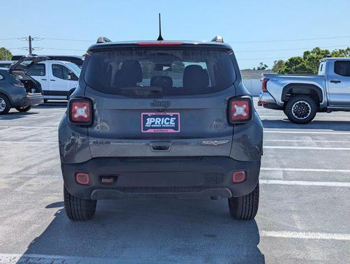 2020 Jeep Renegade Trailhawk
