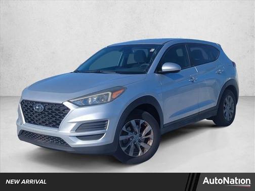 Molten Silver 2019 Hyundai TUCSON SE