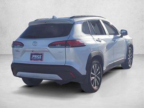 2024 Toyota Corolla Cross XLE