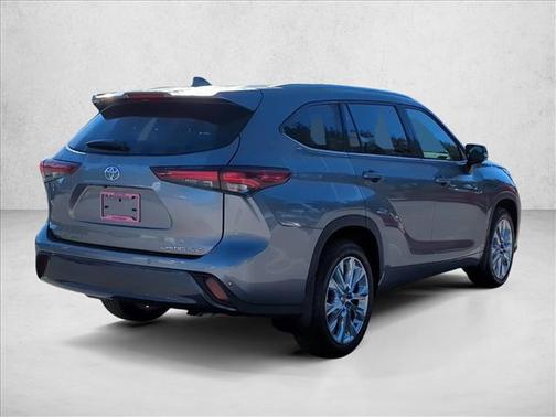 2026 Toyota Highlander Limited