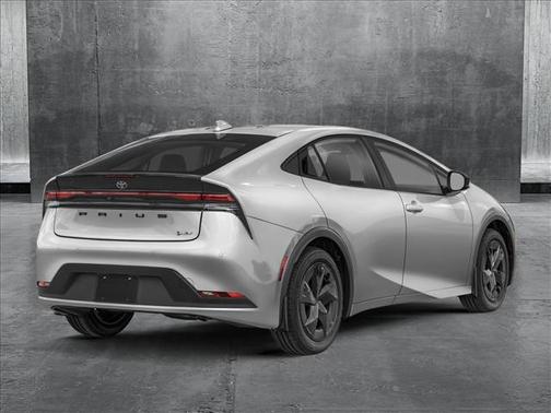 2025 Toyota Prius XLE