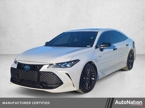 2019 Toyota Avalon Hybrid XSE
