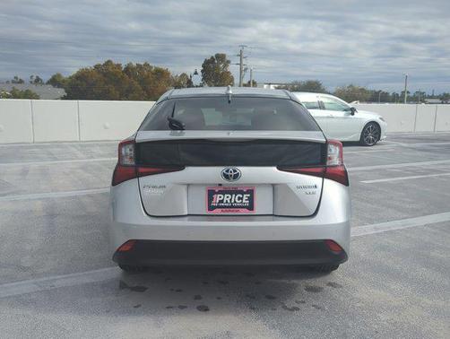 2021 Toyota Prius XLE