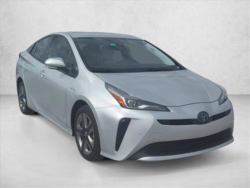 2021 Toyota Prius XLE