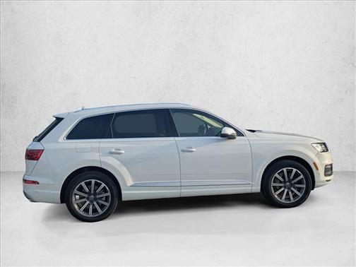 2019 Audi Q7 45 Premium Plus
