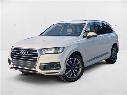 2019 Audi Q7 45 Premium Plus