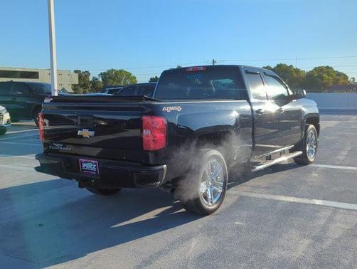2017 Chevrolet Silverado 1500 Custom