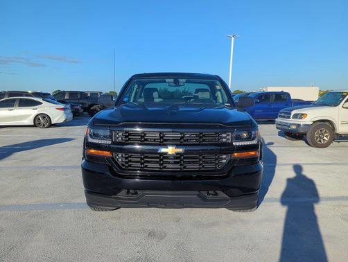 2017 Chevrolet Silverado 1500 Custom