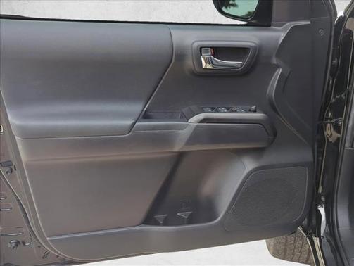 Midnight Black Metallic 2022 Toyota Tacoma TRD Sport