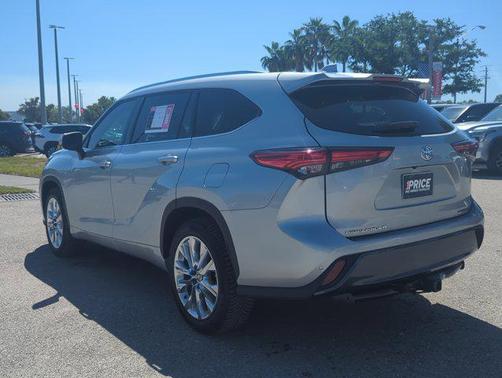 Celestial Silver Metallic 2021 Toyota Highlander Platinum