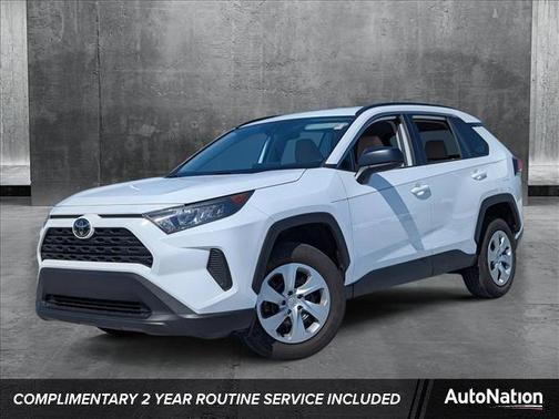 2020 Toyota RAV4 LE