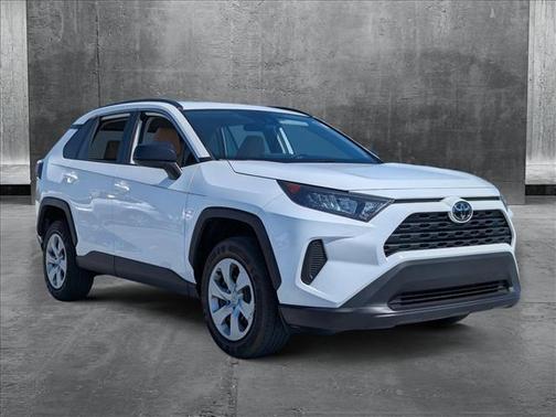 2020 Toyota RAV4 LE