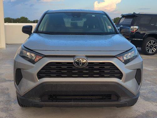 Silver Sky Metallic 2022 Toyota RAV4 LE