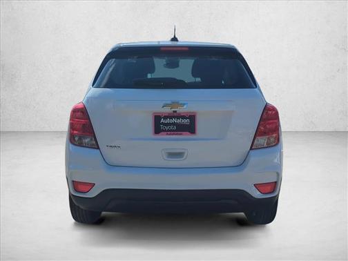 Summit White 2019 Chevrolet Trax LS