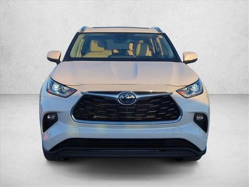 2024 Toyota Highlander Hybrid Limited