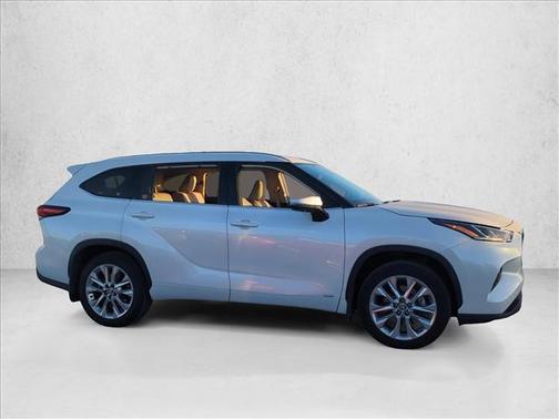 2024 Toyota Highlander Hybrid Limited
